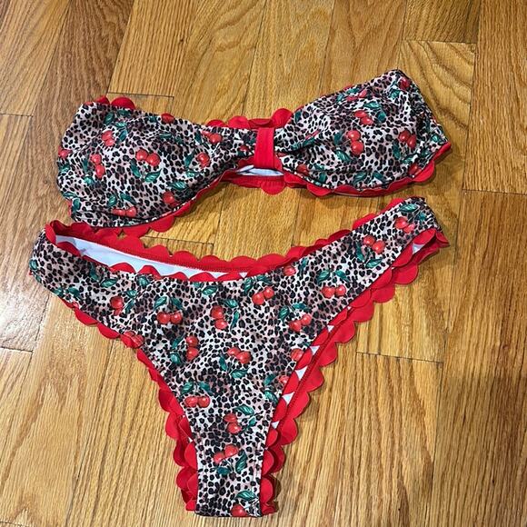SHEIN Leopard Cherry Bikini - Red and Black - Picture 1 of 4